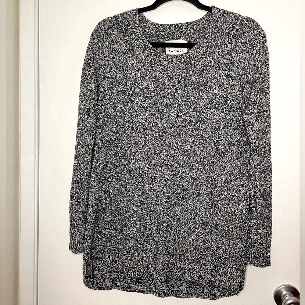 Archy & Co by Cotton On lightweight long sleeve tunic length sweater Size Small
